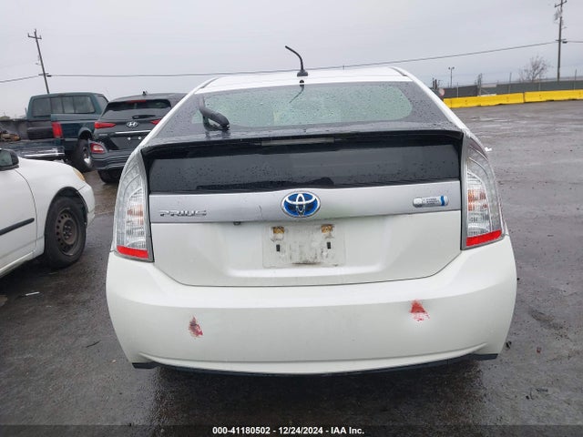 Toyota Prius Plug-in Advanced 2014 JTDKN3DP5E3052927 Image 16
