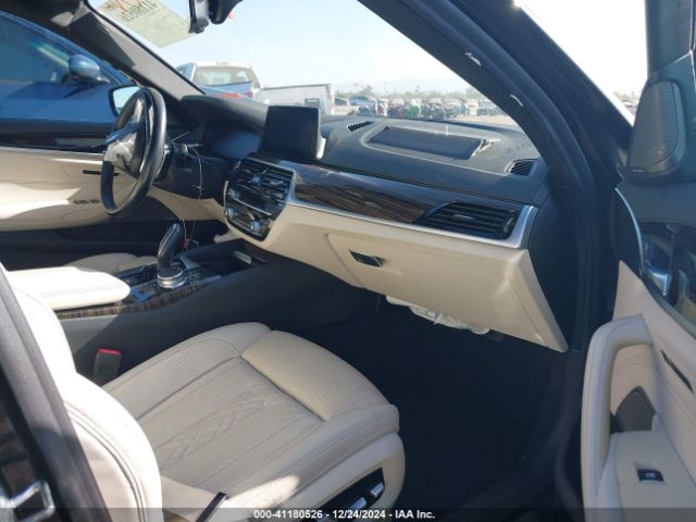 WBAJR7C08LWW78203 BMW 530i Xdrive