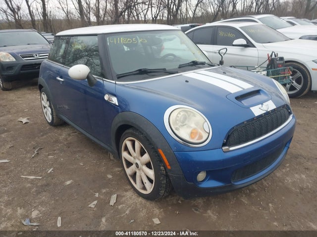 2007 MINI COOPER S WMWMF73537TL91764 Photo 0