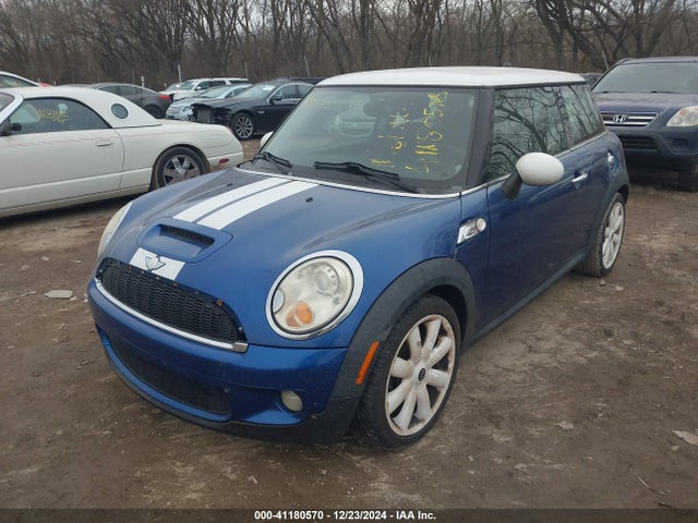2007 MINI COOPER S WMWMF73537TL91764 Photo 1