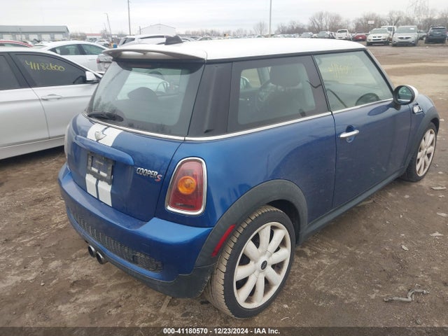 2007 MINI COOPER S WMWMF73537TL91764 Photo 3
