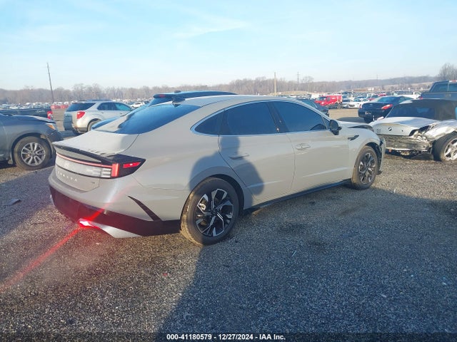Hyundai SONATA SEL 2024 KMHL64JA5RA407079 Image 4