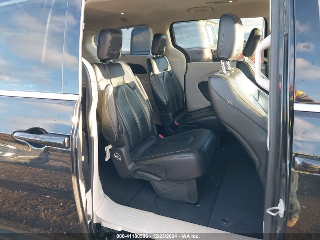 Chrysler Pacifica Touring L 2022 2C4RC1BG9NR191834 Image 8
