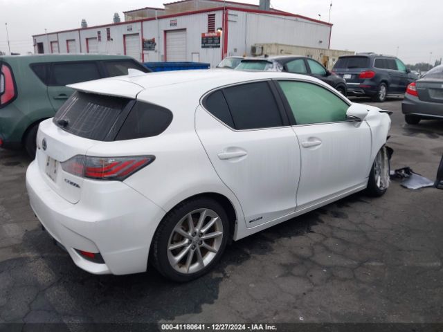 JTHKD5BHXE2189876 Lexus CT 200H