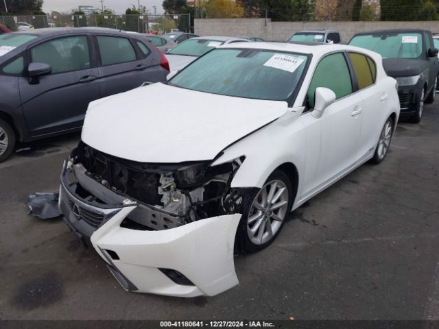 JTHKD5BHXE2189876 Lexus CT 200H