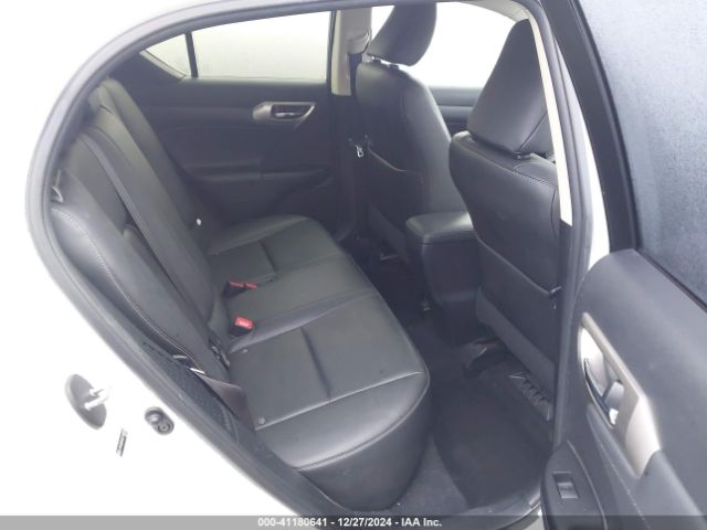 JTHKD5BHXE2189876 Lexus CT 200H
