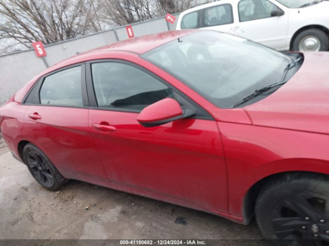 5NPLM4AG2MH009747 Hyundai ELANTRA SEL
