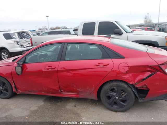 5NPLM4AG2MH009747 Hyundai ELANTRA SEL