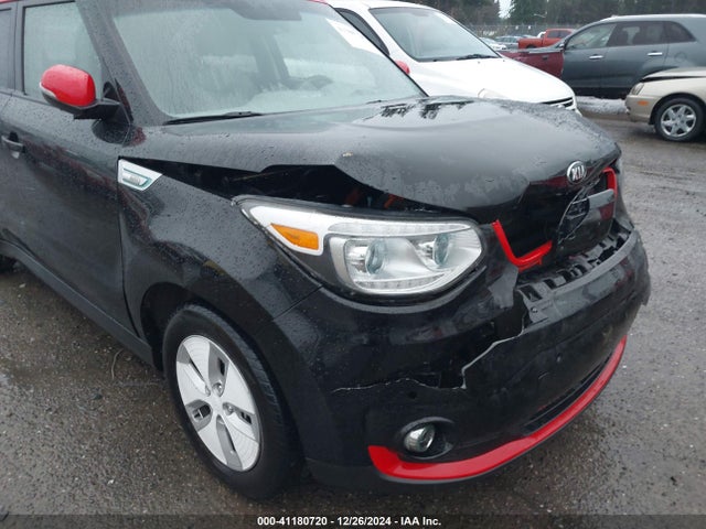 KNDJX3AE2G7017962 KIA Soul Ev +