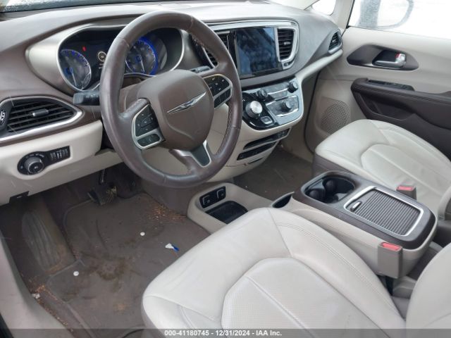 2C4RC1EGXJR261251 Chrysler Pacifica Touring L Plus