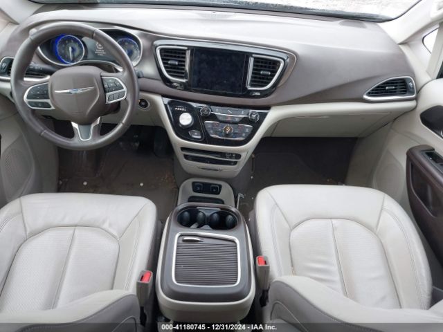 2C4RC1EGXJR261251 Chrysler Pacifica Touring L Plus