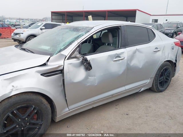 KNAGM4A72E5466039 KIA Optima Lx
