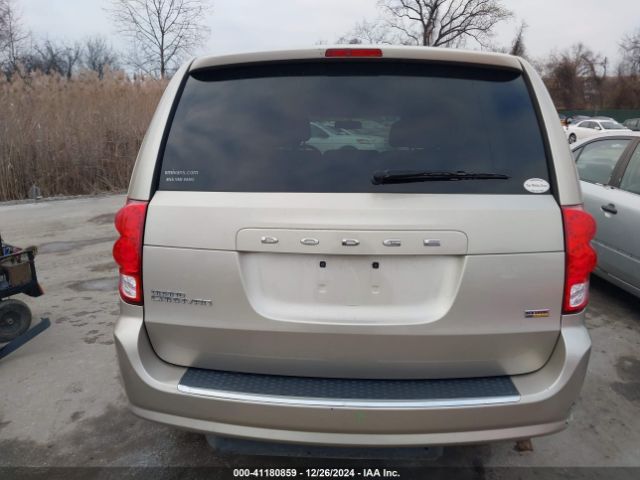 2C4RDGBGXFR606273 Dodge Grand Caravan Se