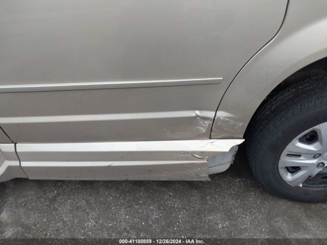 2C4RDGBGXFR606273 Dodge Grand Caravan Se