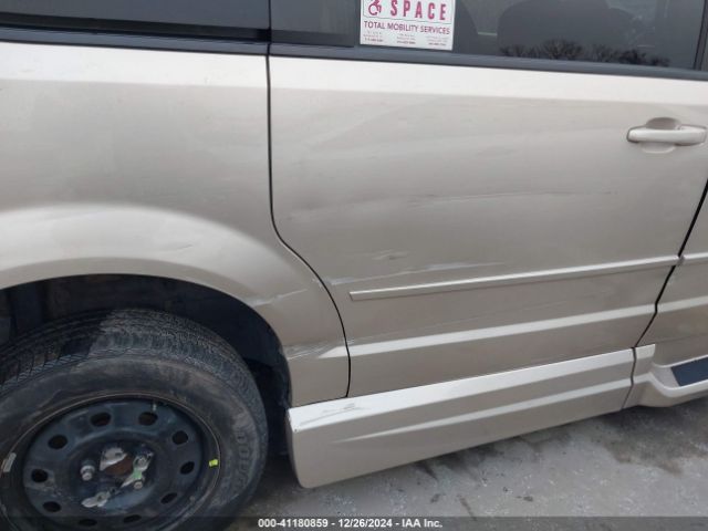 2C4RDGBGXFR606273 Dodge Grand Caravan Se