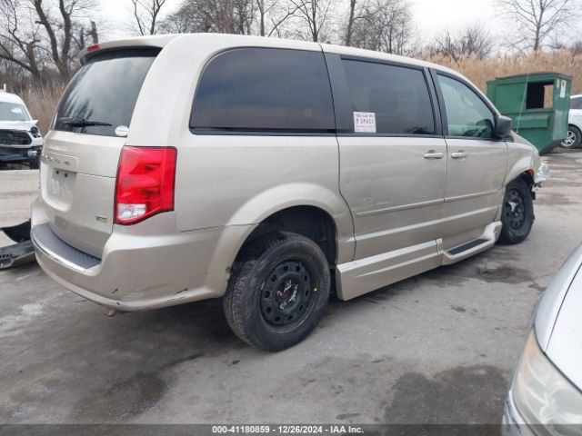 2C4RDGBGXFR606273 Dodge Grand Caravan Se