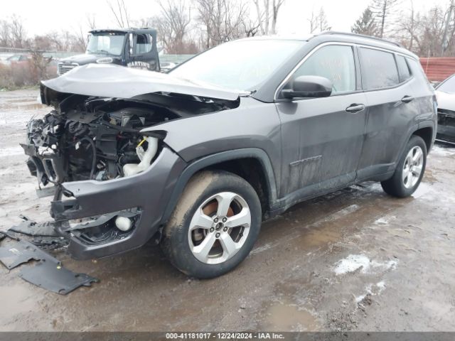 3C4NJDBB4JT161349 Jeep Compass Latitude 4x4