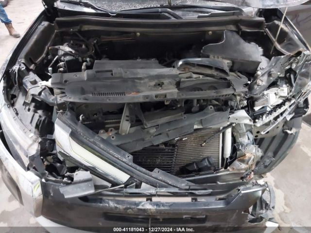 JA4AZ3A33GZ046068 Mitsubishi Outlander Sel
