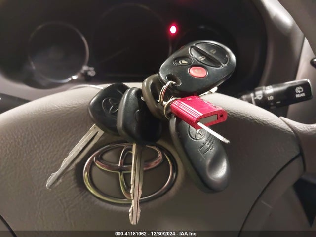 41181062 :رقم المزاد ، 5TDZK23C88S213533 vin ، 2008 Toyota Sienna Le مزاد بيع