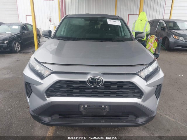 Toyota RAV4 LE 2022 2T3H1RFVXNC180678 Image 13