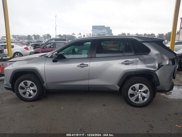 Toyota RAV4 LE 2022 2T3H1RFVXNC180678 Image 15