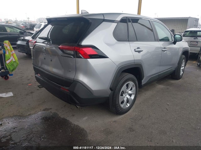 Toyota RAV4 LE 2022 2T3H1RFVXNC180678 Image 4