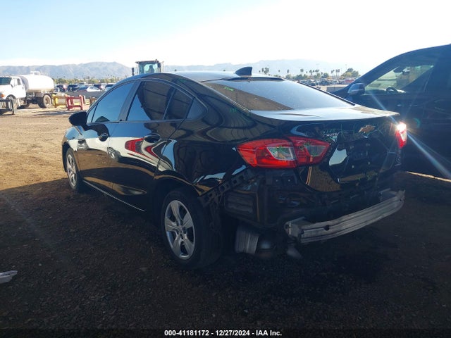 Chevrolet Cruze Ls Auto 2018 1G1BC5SM8J7242999 Image 3