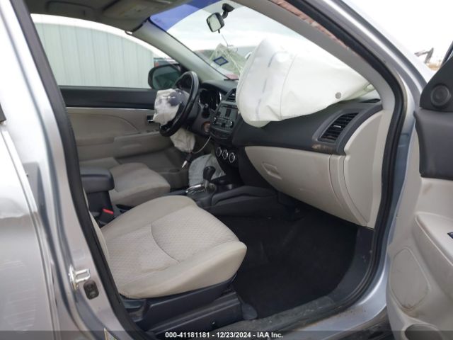 2017 MITSUBISHI OUTLANDER SPORT JA4AP3AU6HZ042029 Photo 4