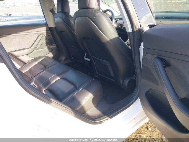 5YJ3E1EA4JF051011 Tesla Model 3 Long Range/mid Range