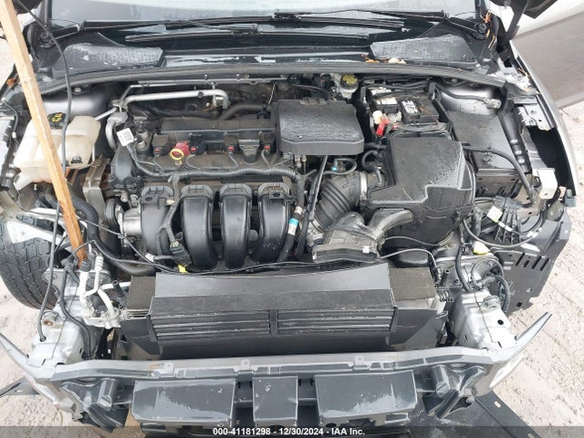 Ford FOCUS SE 2014 1FADP3F25EL260221 Image 10
