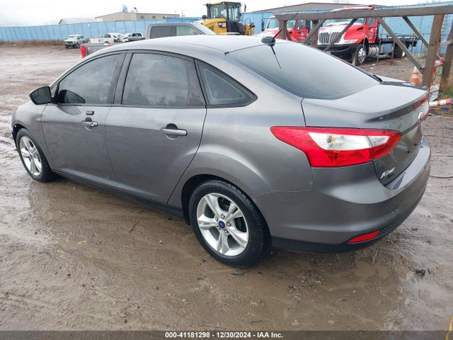 Ford FOCUS SE 2014 1FADP3F25EL260221 Image 3