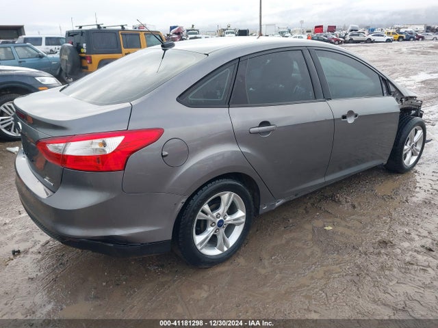 Ford FOCUS SE 2014 1FADP3F25EL260221 Image 4