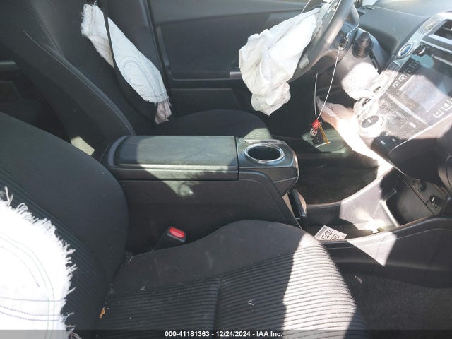 Toyota Prius V Two 2015 JTDZN3EU0FJ037056 Image 5