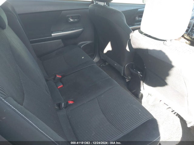Toyota Prius V Two 2015 JTDZN3EU0FJ037056 Image 8