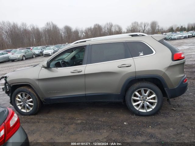 1C4PJMDSXHW599013 Jeep Cherokee Limited 4x4