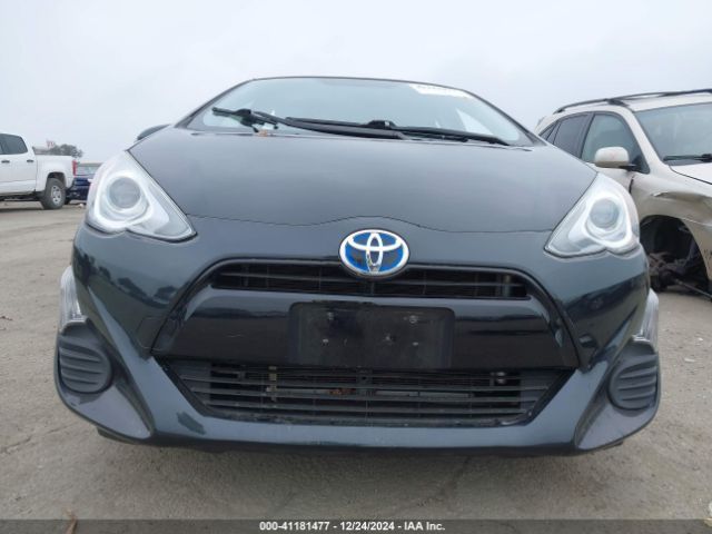 JTDKDTB3XG1119989 Toyota Prius C Two
