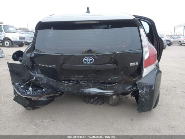 JTDKDTB3XG1119989 Toyota Prius C Two