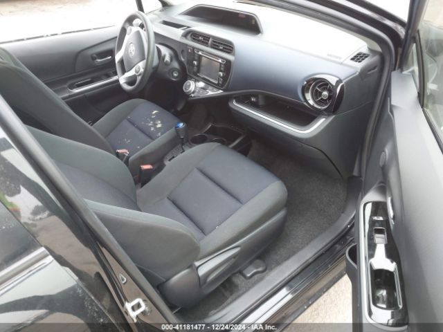 JTDKDTB3XG1119989 Toyota Prius C Two