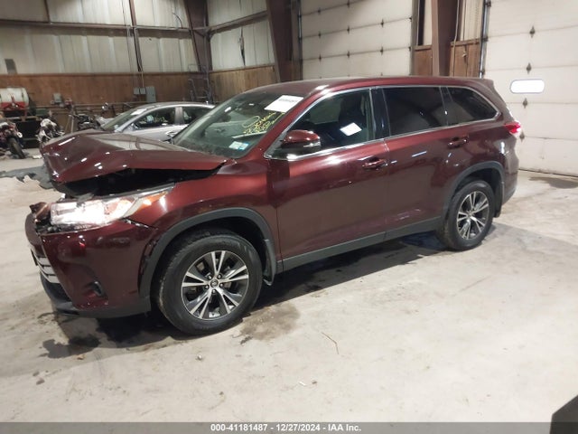 Toyota Highlander Le 2019 5TDBZRFH0KS989286 Image 2