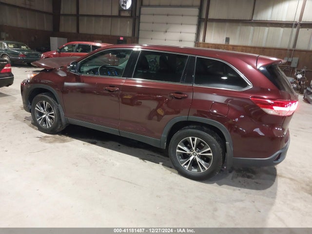 Toyota Highlander Le 2019 5TDBZRFH0KS989286 Image 3