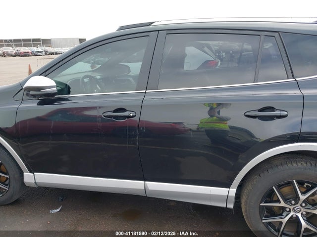 Toyota RAV4 SE 2016 JTMNFREV3GJ072022 Image 14