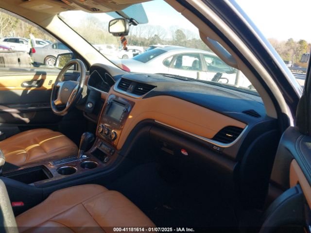 1GNKVHKD2EJ207409 Chevrolet Traverse 2lt