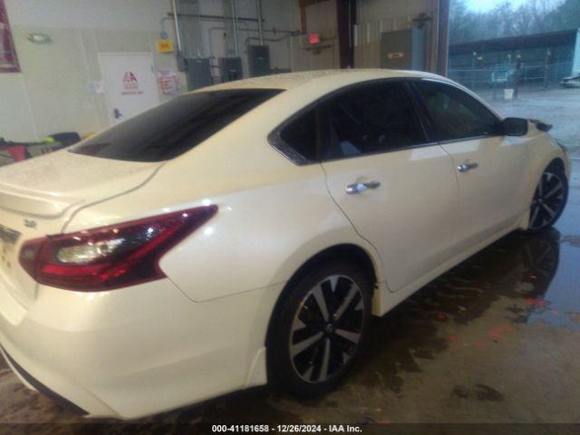 1N4AL3AP9JC294402 Nissan Altima 2.5 Sr