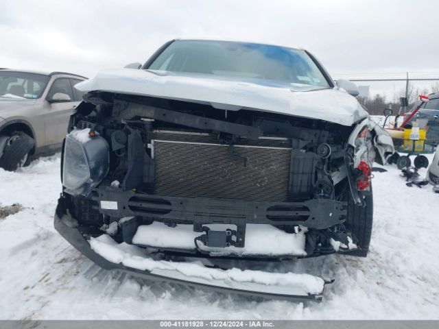 5NMS2CAD9KH088605 Hyundai Santa Fe Se