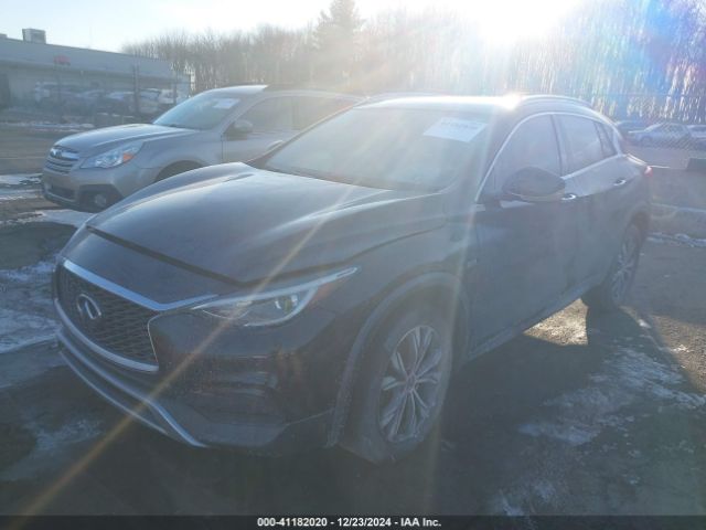SJKCH5CR3JA048520 Infiniti Qx30 Luxury