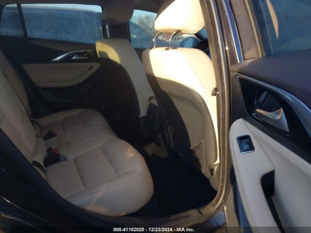 SJKCH5CR3JA048520 Infiniti Qx30 Luxury