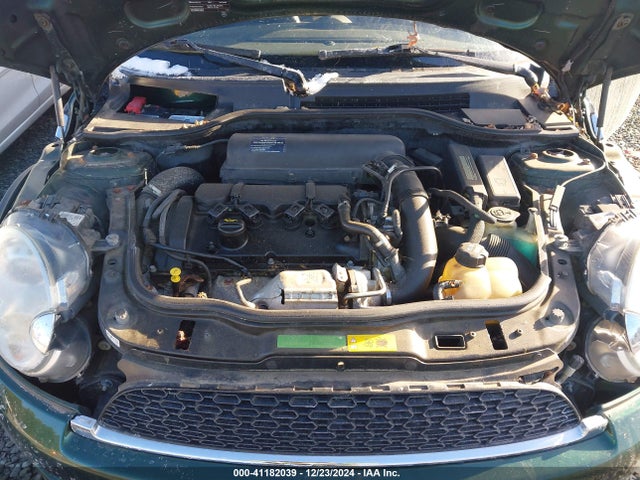 2011 MINI COOPER S CLUBMAN WMWZG3C59BTY30213 Photo 9