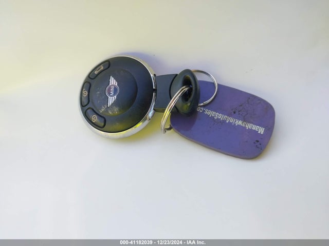 2011 MINI COOPER S CLUBMAN WMWZG3C59BTY30213 Photo 10