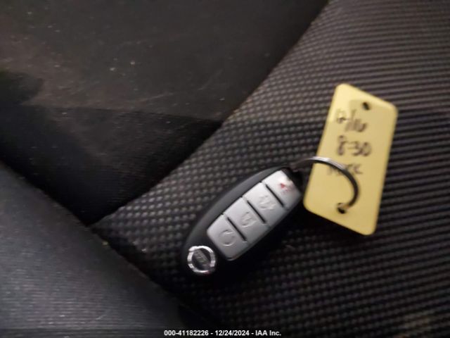 5N1DR2MMXHC639752 Nissan Pathfinder Sv