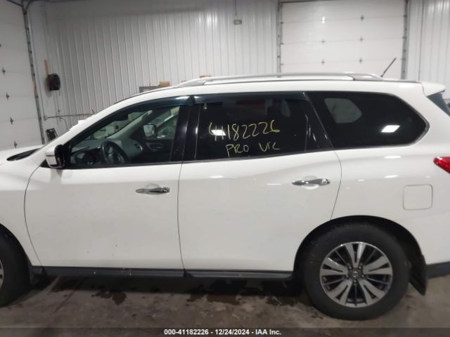 5N1DR2MMXHC639752 Nissan Pathfinder Sv